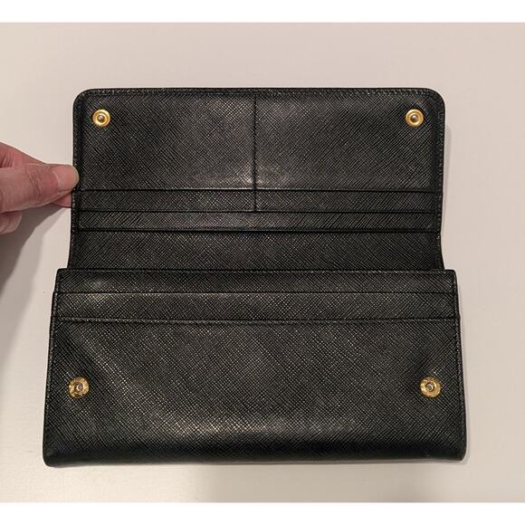 PRADA Black Saffiano Leather Wallet with Gold Zipper COA Card Included - Picture 4 of 16